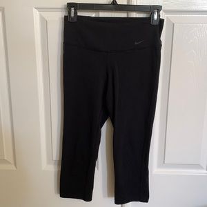 nike capri leggings